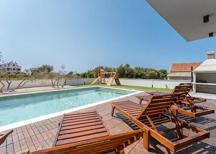 Cozy In With Sauna * Turanj